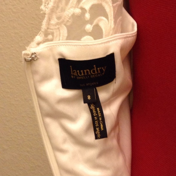 Laundry by Shelli Segal Ivory Wedding Dress - Picture 4 of 7